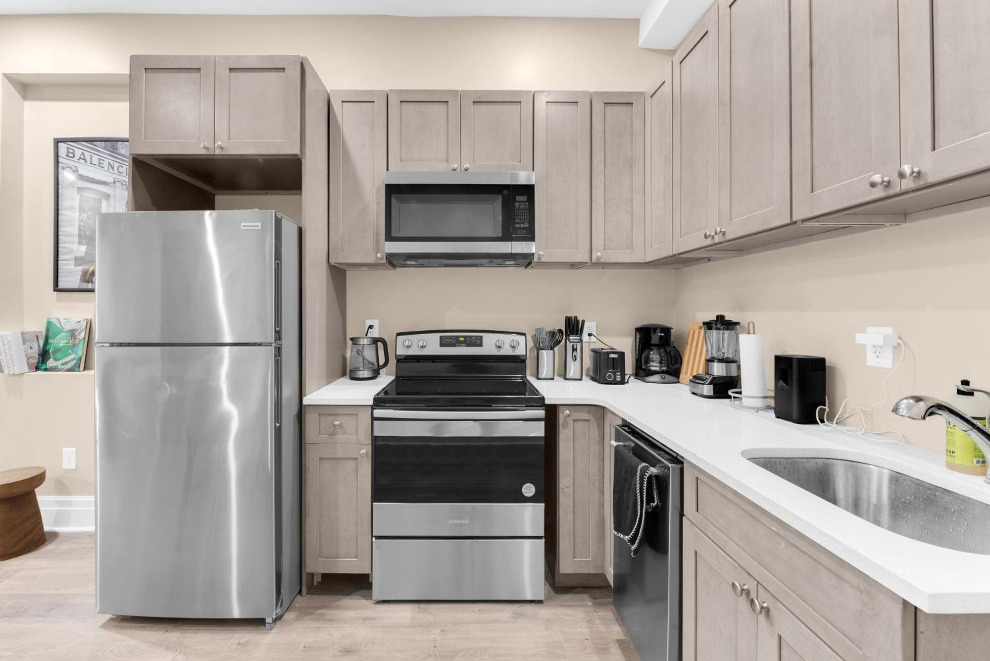 Charming 2Br Bkyrd Near Williamsburg Apartment New York Exterior photo