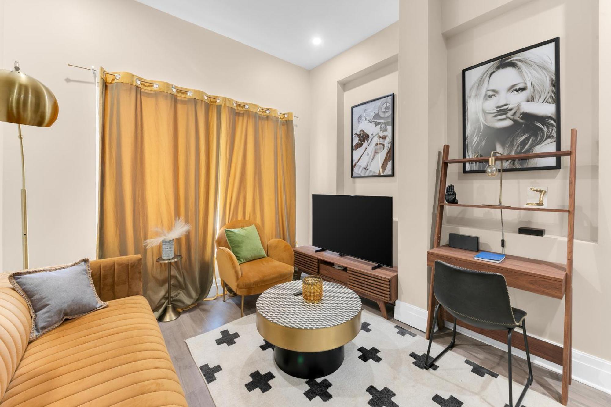 Charming 2Br Bkyrd Near Williamsburg Apartment New York Exterior photo
