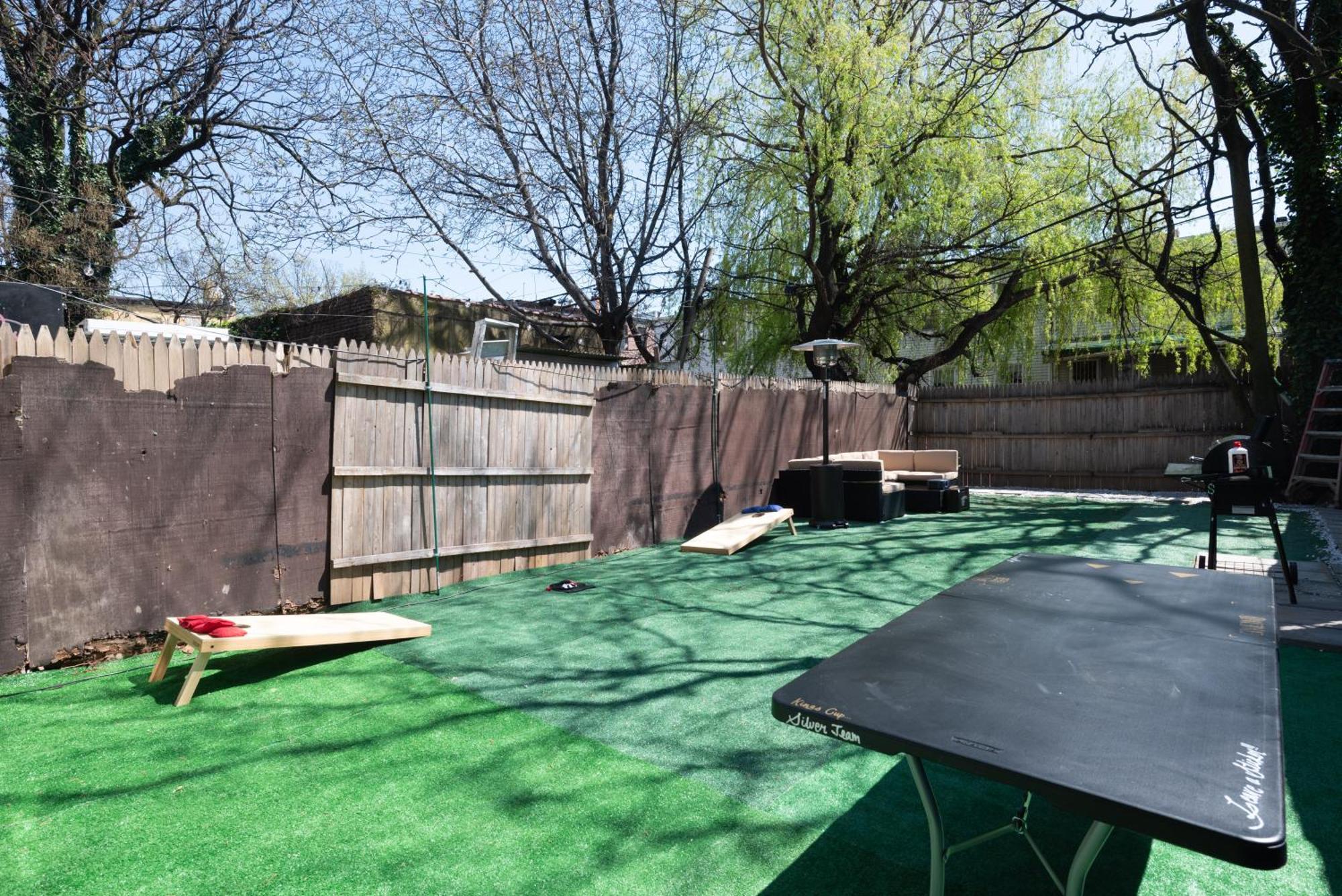 Charming 2Br Bkyrd Near Williamsburg Apartment New York Exterior photo